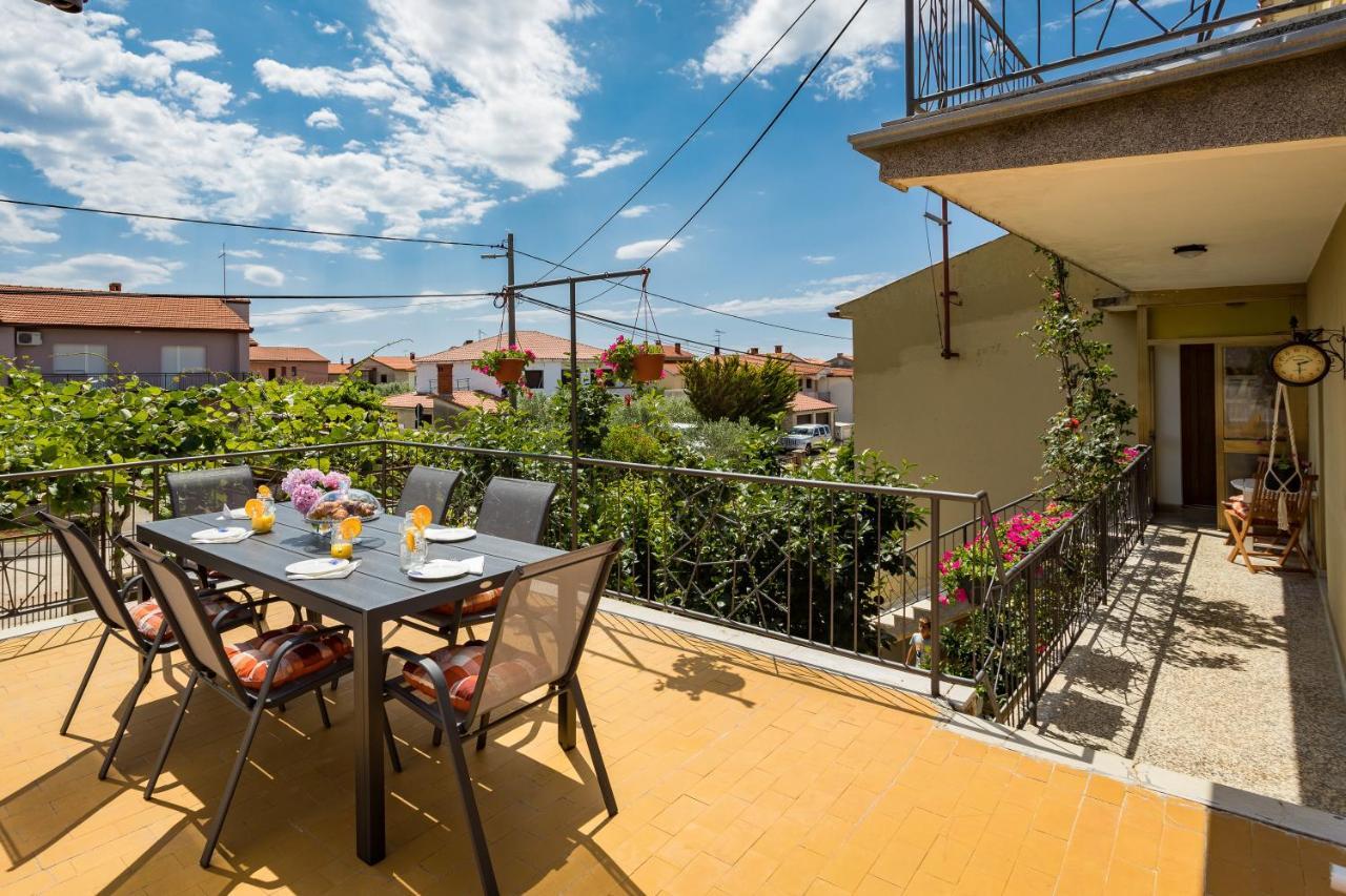 Lumalu Apartment Galizana Ngoại thất bức ảnh